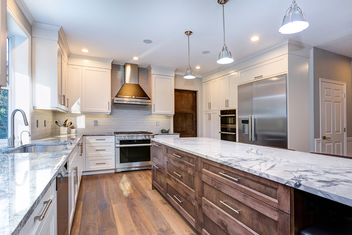 Contemporary fitted kitchen